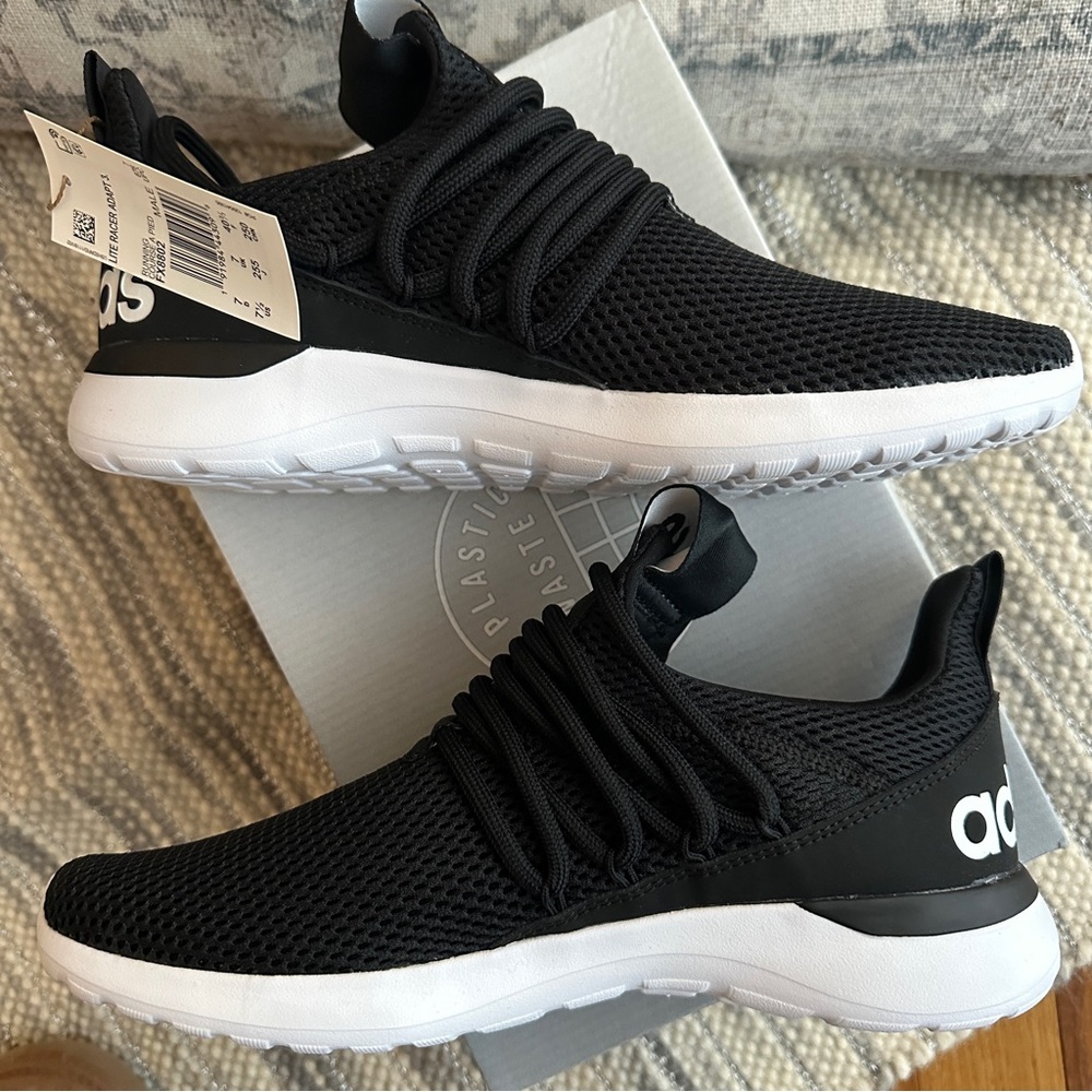 ADIDAS Men’s Sz. 7.5 Lite Racer 3.0 slip-on sneaker black white New in Box